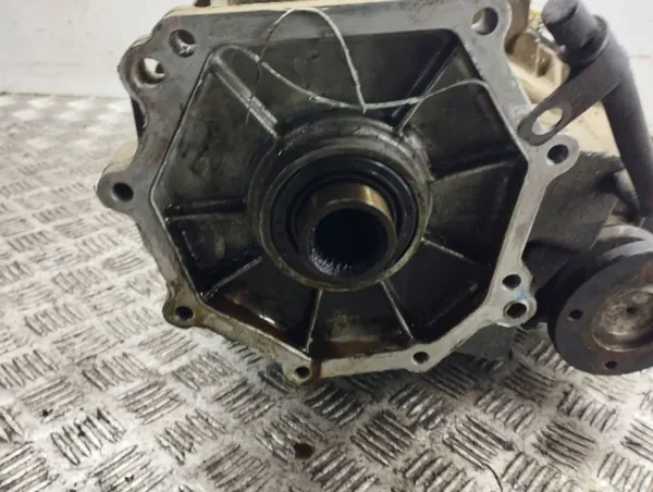 KIA Sorento 2007 Vaihteisto OEM 4730049100 image 8