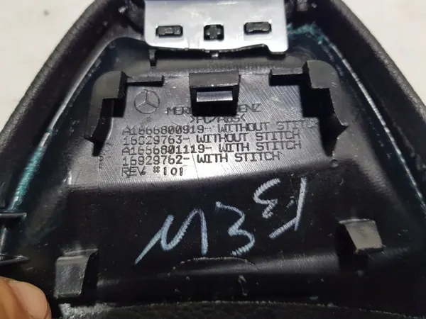 Mercedes armleuningtunnelhendel OEM A1666800919 image 5
