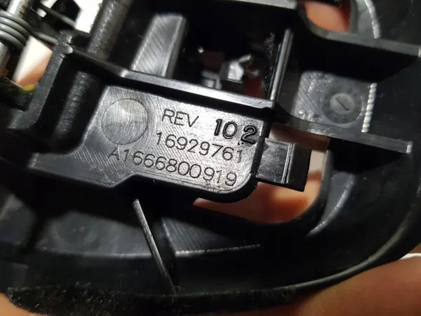 Mercedes armleuningtunnelhendel OEM A1666800919 image 6