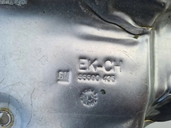 Värmeskydd katalysator Opel Astra K 1.6 Turbo OEM 55590435 image 3