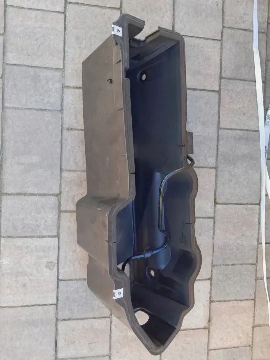 Audi E-tron 55 Kompressorikori OEM 4KE616114C image 2