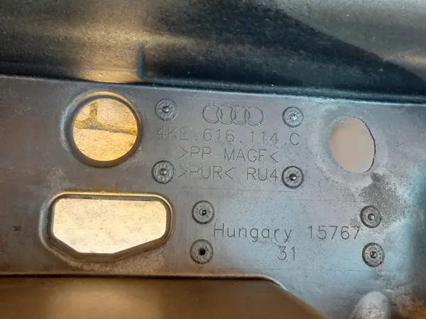 Audi E-tron 55 Kompressorikori OEM 4KE616114C image 3