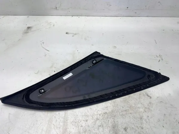 Gebruikte OEM SZYBA KAROSERYJNA LEWY TYŁ CHROM FOLIA Audi Q3 8U image 3