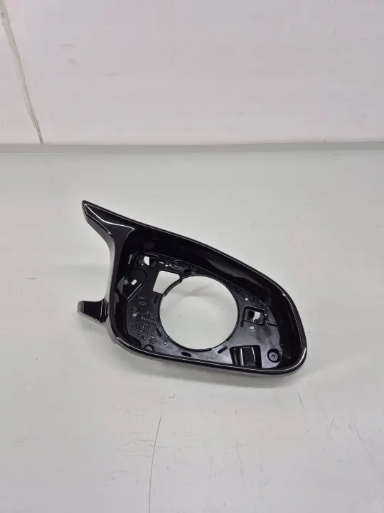 BMW M3 F80 oikea peilinkotelo OEM ESP45897 image 2