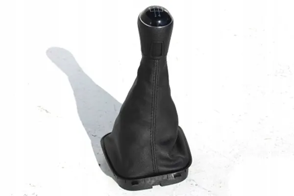 Manchon Levier VW Polo OEM 6C0711113D Occasion image 2