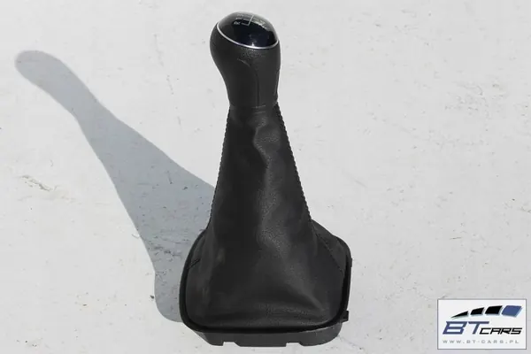 Manchon Levier VW Polo OEM 6C0711113D Occasion image 4