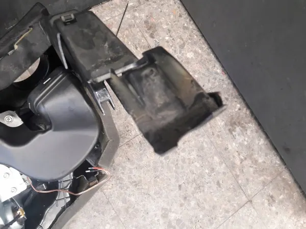 Console Alfa Romeo 159 image 9