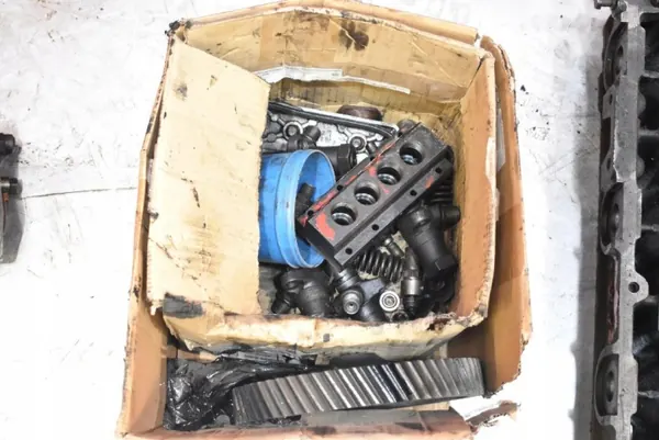 Bloque de culata bomba OEM 703F-6015-AAA para Ford image 8