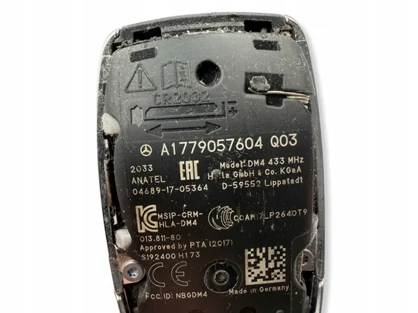 Télécommande Keyless Mercedes OEM UHP2083 Occasion image 7