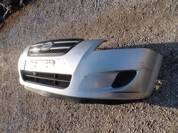 Paraurti anteriore Kia Ceed 2006-2009 image 2