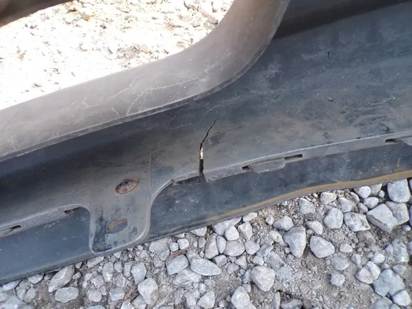 Paraurti anteriore Kia Ceed 2006-2009 image 8