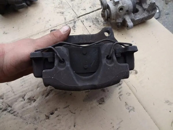 OEM 9686561180 ITA höger bakre bromsok Peugeot image 3