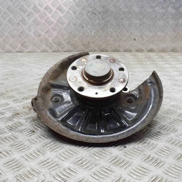 Audi A3 S3 8V 2016 Mozzo ruota posteriore sinistro image 2