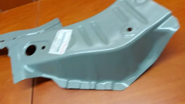 Panel exterior trasero izquierdo OEM 61711-02100 Toyota Auris II image 3