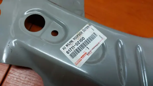 Panel exterior trasero izquierdo OEM 61711-02100 Toyota Auris II image 6