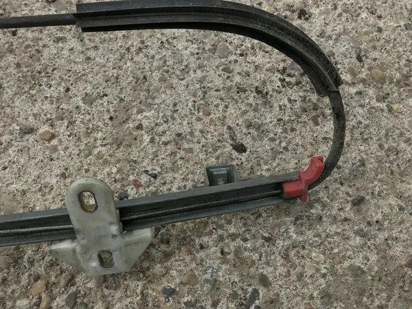 Volkswagen Golf II 1984 Raam omhoog rechts image 7