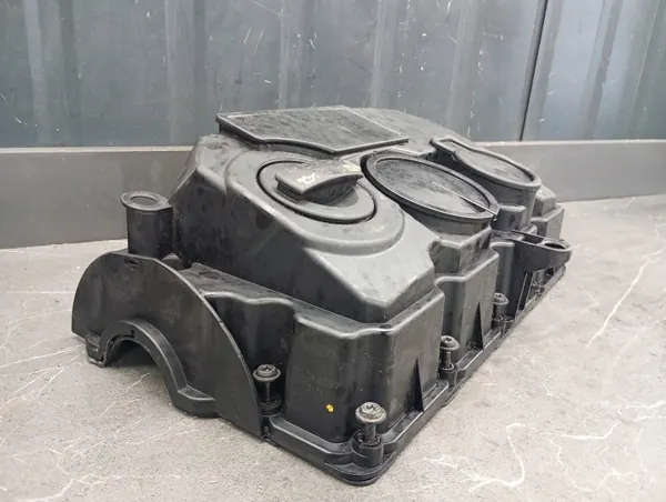 Venttiilikansi 03G103469M VW Audi Seat 2.0 TDI image 6