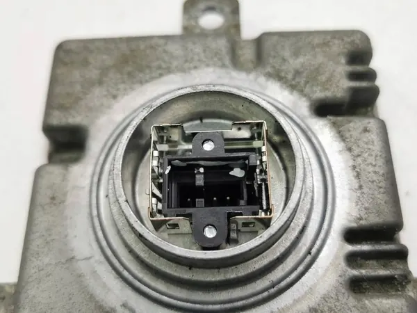 Honda CR-V 2014 Xenon Headlight Leveling Module OEM W3T21571 image 6