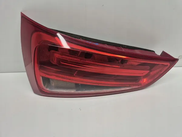 AUDI A1 8X Luz Trasera Izquierda Original 8X0945093 image 2