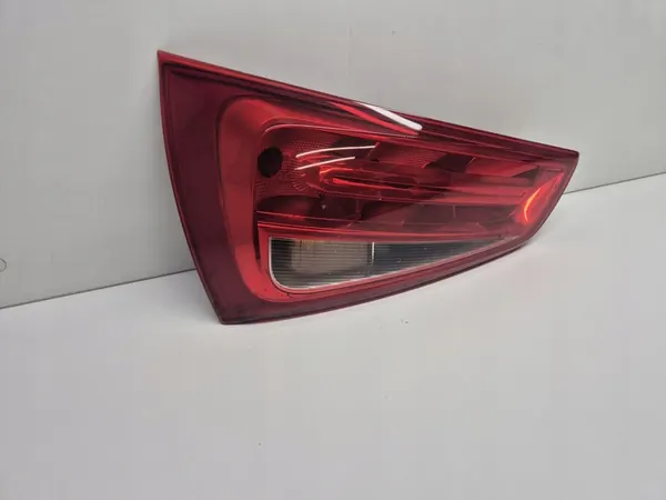 AUDI A1 8X Luz Trasera Izquierda Original 8X0945093 image 4