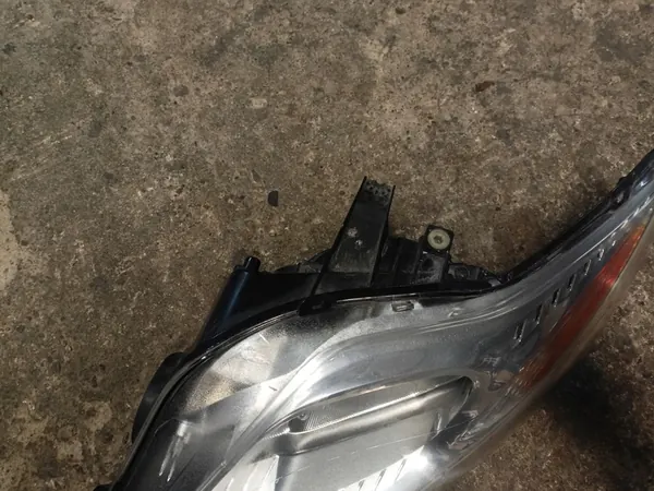 Vasen ajovalaisin Ford Mondeo MK4 2007-2014 image 2