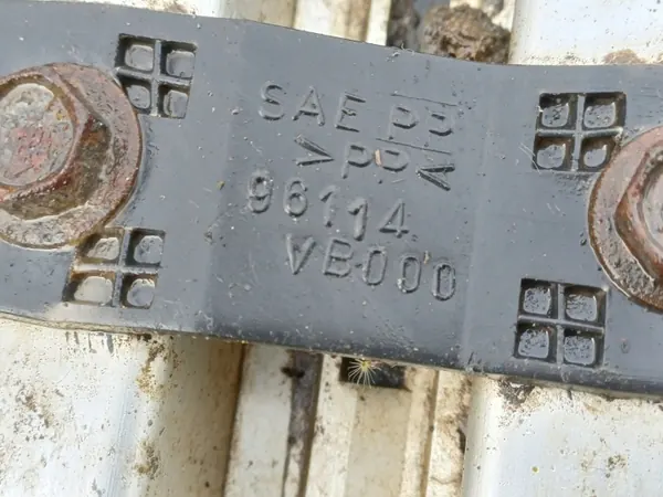 Nissan Patrol Y61 Oikea Kylkiaskel OEM LUK4725 image 7