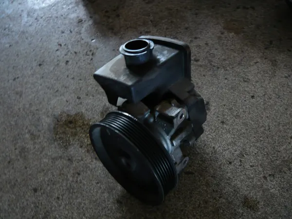 Ohjaustehostinpumppu MERCEDES CLC C203 08- 1.8B OEM A0034664101 image 2
