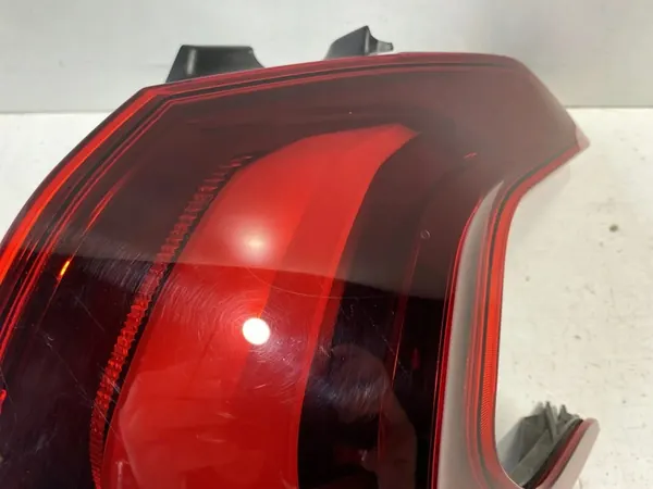 Luz trasera derecha Peugeot 2008 Lift 16- EU image 5