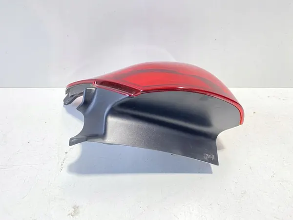 Luz trasera derecha Peugeot 2008 Lift 16- EU image 9