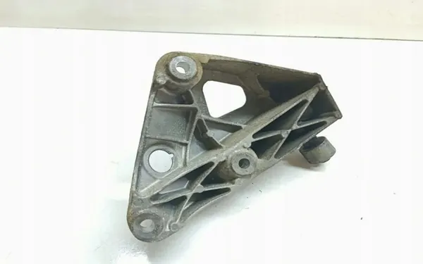 Soporte motor BMW OEM 6788615 lado izquierdo F31 3.0L image 3