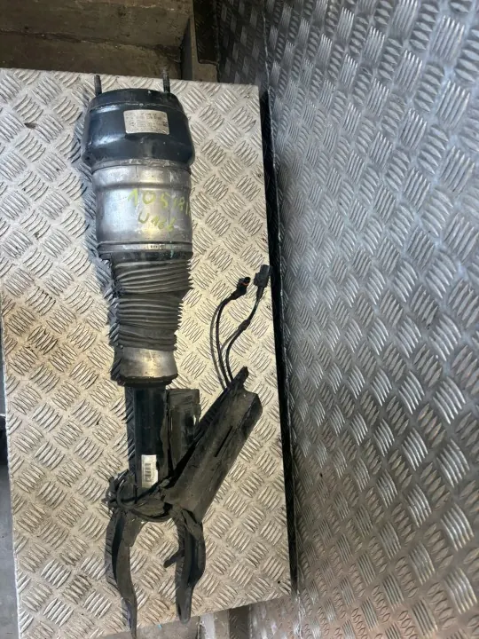 Etuvasen Jousitus OEM A1663204166 Mercedes image 2