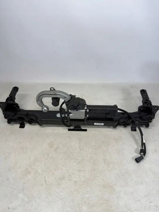 Gancho de remolque eléctrico OEM P8BM-17K817-AD Land Rover image 2