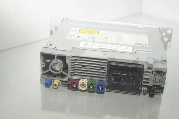 BMW OE Navigointijärjestelmä OEM 9370871 2 Active Tourerille image 10