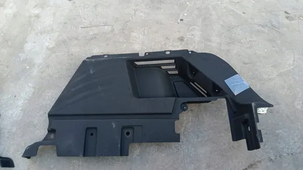 Kunststofdeksel kofferbak zijpaneel rechts links Renault Arkana image 3