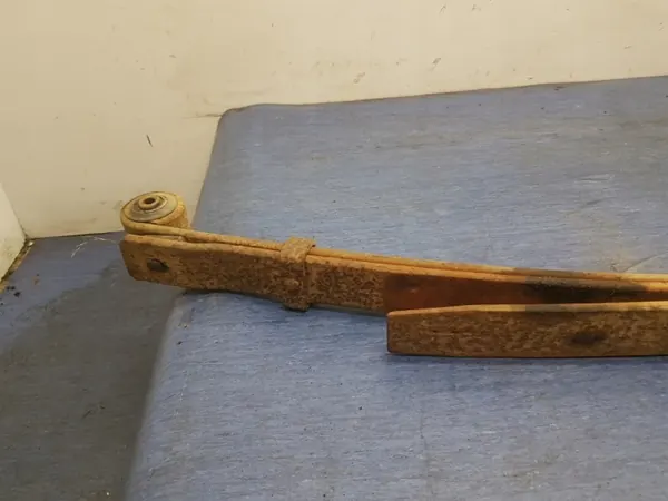 Mercedes-Benz 207 D Bladfjäder OEM 01 - Begagnad image 5