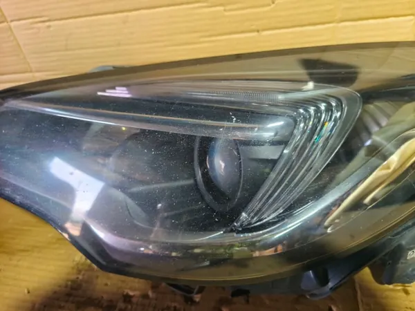 Faro delantero izquierdo Opel Astra V OEM 39077802 image 7
