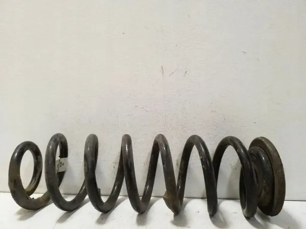 Fjäder bak vänster VW TIGUAN OEM 5QF511115 image 3