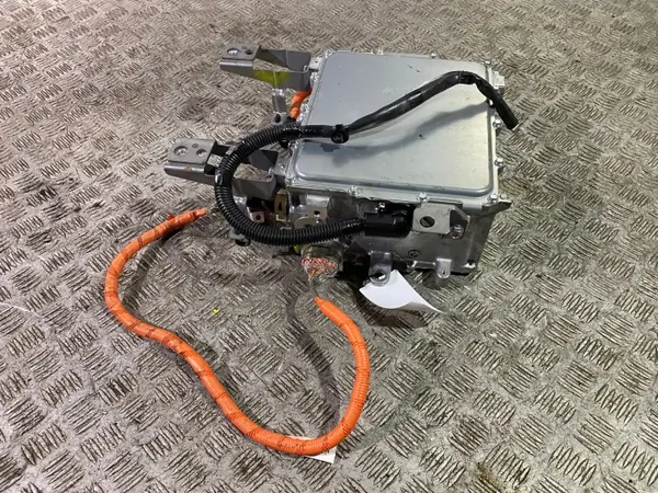 Mitsubishi Outlander 2019 Wechselrichter OEM W005T70272 image 3