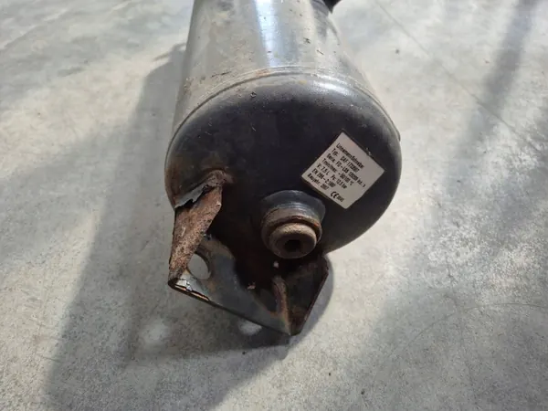 Air Tank 7.5L DAF XF 105 85 CF Euro 5 1733507 image 3