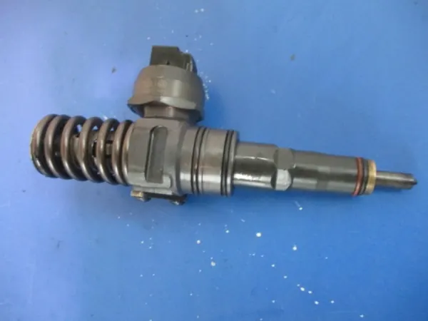 OEM 038130073AG insprutningspump för VW Audi Skoda image 7
