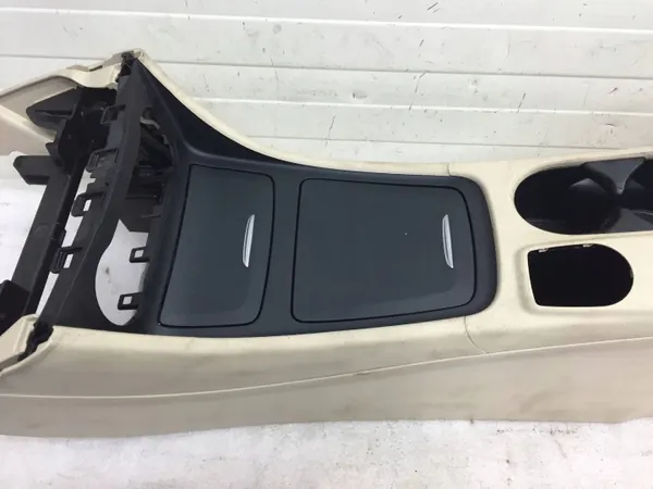 Accoudoir Mercedes CLA W117 OEM A1766804701 Cuir image 4