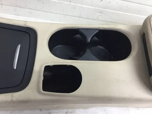 Accoudoir Mercedes CLA W117 OEM A1766804701 Cuir image 6