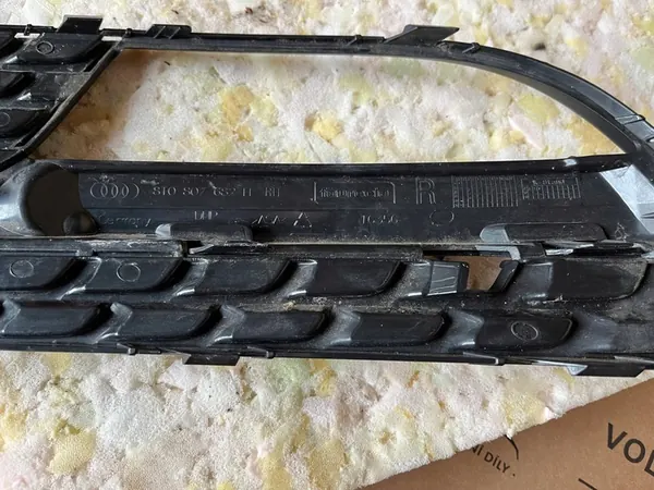Grille de pare-chocs avant AUDI A5 8T droite OEM 8T0807682H image 4