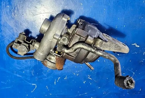 Turboalimentador BMW OE 2247297H image 5