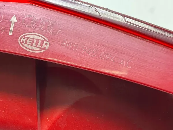 Audi OE 8K5945094AC ensamblaje de luz trasera image 2