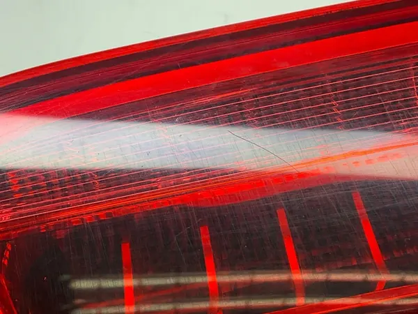 Audi OE 8K5945094AC ensamblaje de luz trasera image 5