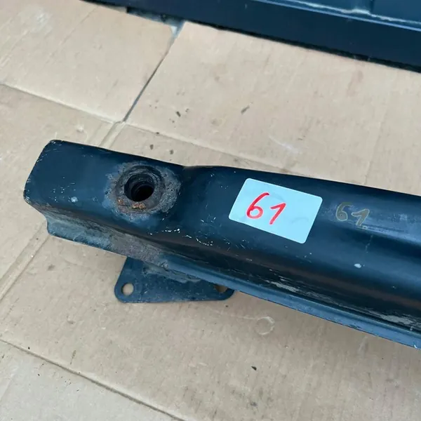 Takapuskuri vahvistus VW Touran 03-15 OEM image 3