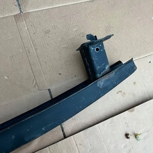 Takapuskuri vahvistus VW Touran 03-15 OEM image 5