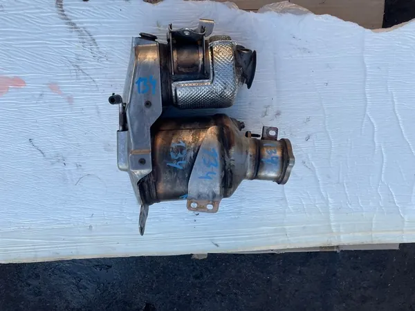 Catalyseur DPF AUDI A4 A5 8W A6 B8 2.0 TDI 04L131670S image 2