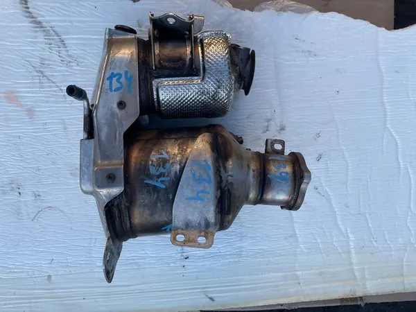 Catalyseur DPF AUDI A4 A5 8W A6 B8 2.0 TDI 04L131670S image 3